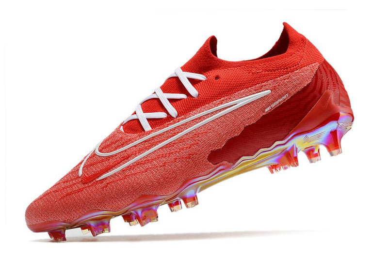 Chuteira Nike Phantom GX Low Elite FG Campo